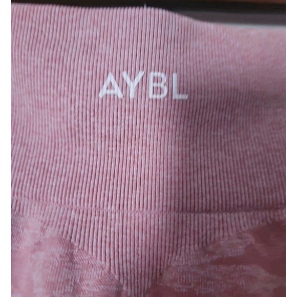 Womens AYBL pink camo seamless gym shorts size XS - Picture 11 of 11